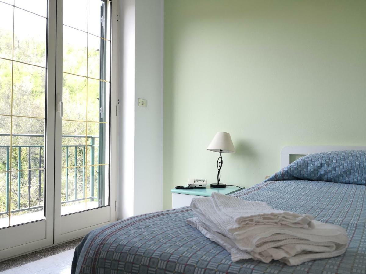 Palia'S Hotel Laino Borgo Екстериор снимка