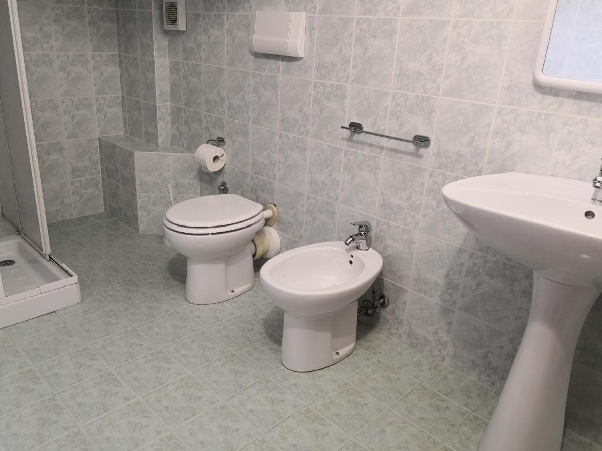 Palia'S Hotel Laino Borgo Екстериор снимка